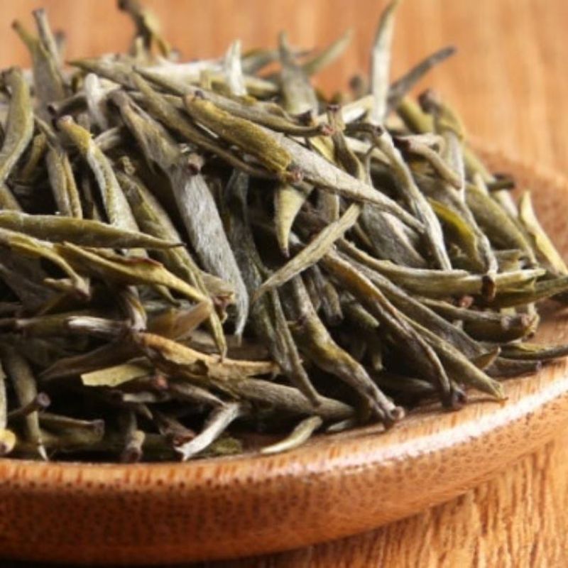 1 kg Premium Pre-Ming Junshan Yinzhen Oolong Tea Hunan Spring Junshan Silver Needle Yellow Tea Bulk Loose Tea for Health Benefits