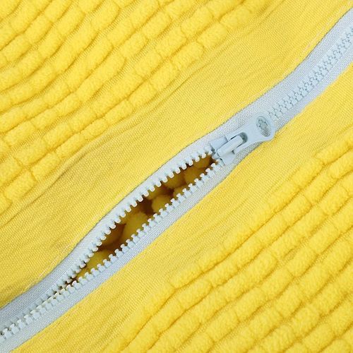 Reusable sneaker cleaning mesh bag featuring a 360° deep-cleaning design.