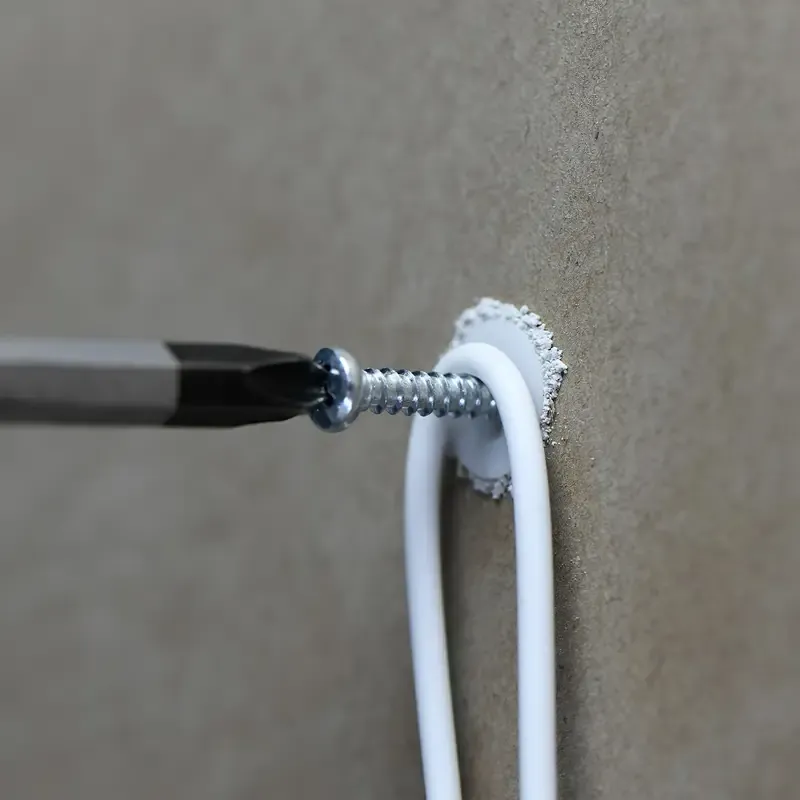 100 Anchors+100 Screws