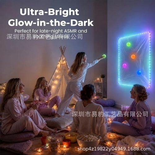 Stress-relieving glow-in-the-dark sticky ball set