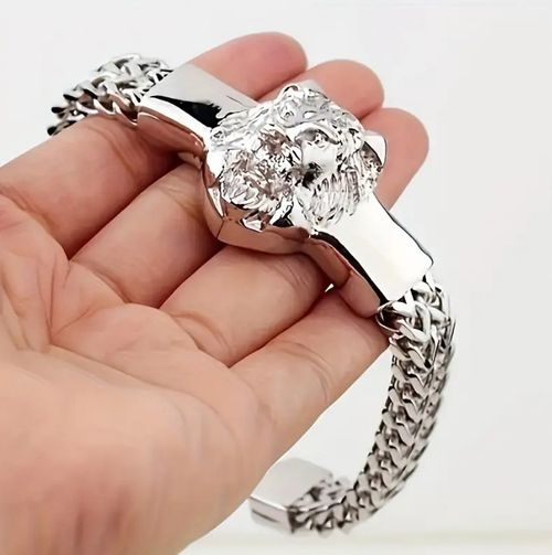 Pulseira de cabeça de leão mostra a sua majestade única. Você é o rei.