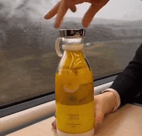 Liquidificador diário de suco fresco