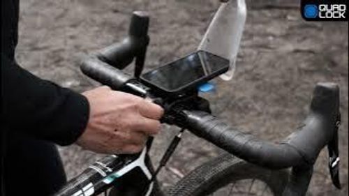 Stand e Abridor de Garrafas