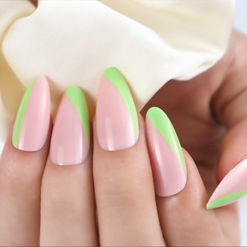 4 combinações bonitas e convenientes da manicura, uma semana para um bom humor todos os dias