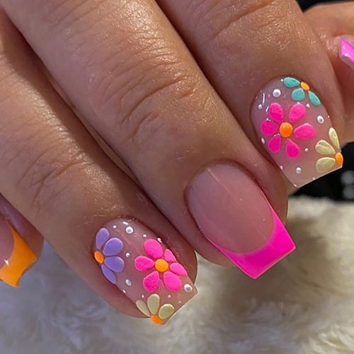 4 combinações bonitas e convenientes da manicura, uma semana para um bom humor todos os dias