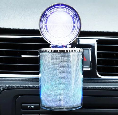 Cinzeiro colorido do carro