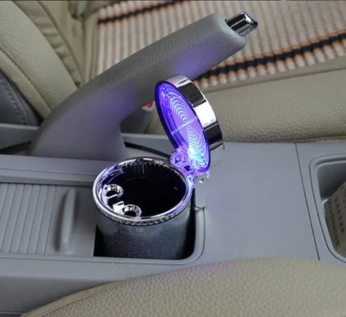 Cinzeiro colorido do carro