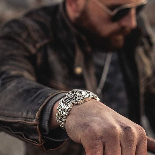 Pulseira de Prata com Trava de Caveira de Luta do Destino das Forças Armadas