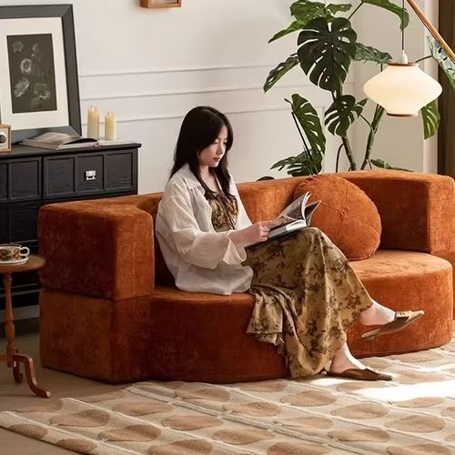 Sofá-cama com encosto de novo design