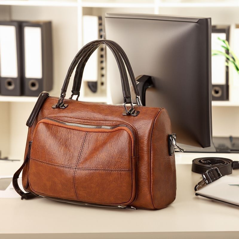 Soft leather handbag bag women 2020 new retro simple Messenger bag casual temperament large capacity mother bag
