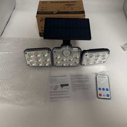 Solar ao ar livre 3 Cabeça Led SMD 138 Luz Inteligente Solar Jardim Luzes Ip65 Impermeável Solar Lâmpada De Parede