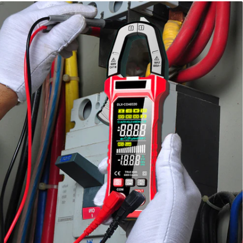 Integrated digital clamp meter