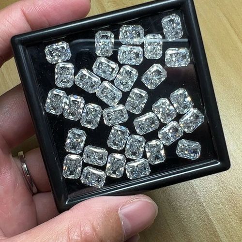 White VVS Clarity D EF GH Color Diamond Cut Radiant Moissanite Loose Gemstone Wholesale Price Per Carats