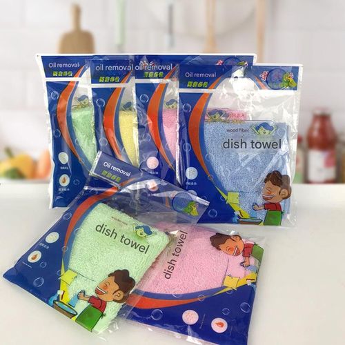 Four oil-free dish towels