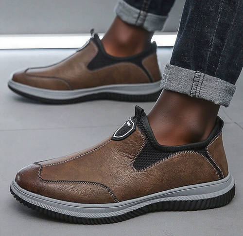 Summer Men's Casual Leather Shoes with Thick Soft Sole