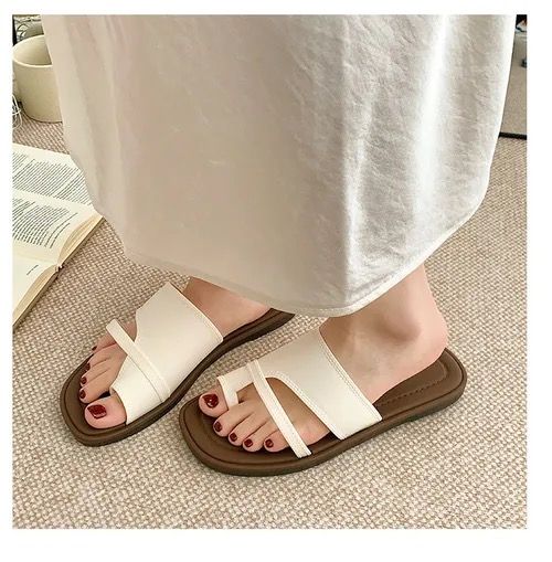 Slip-toe sandals for women in summer, fashionable Roman style, simple retro flip flops, non-slip and versatile outdoor sandals, EUR: 37-38