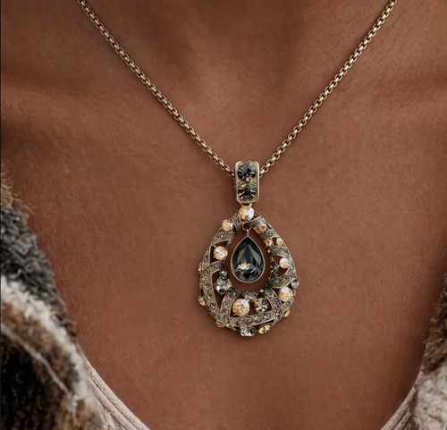 Sweater Chain