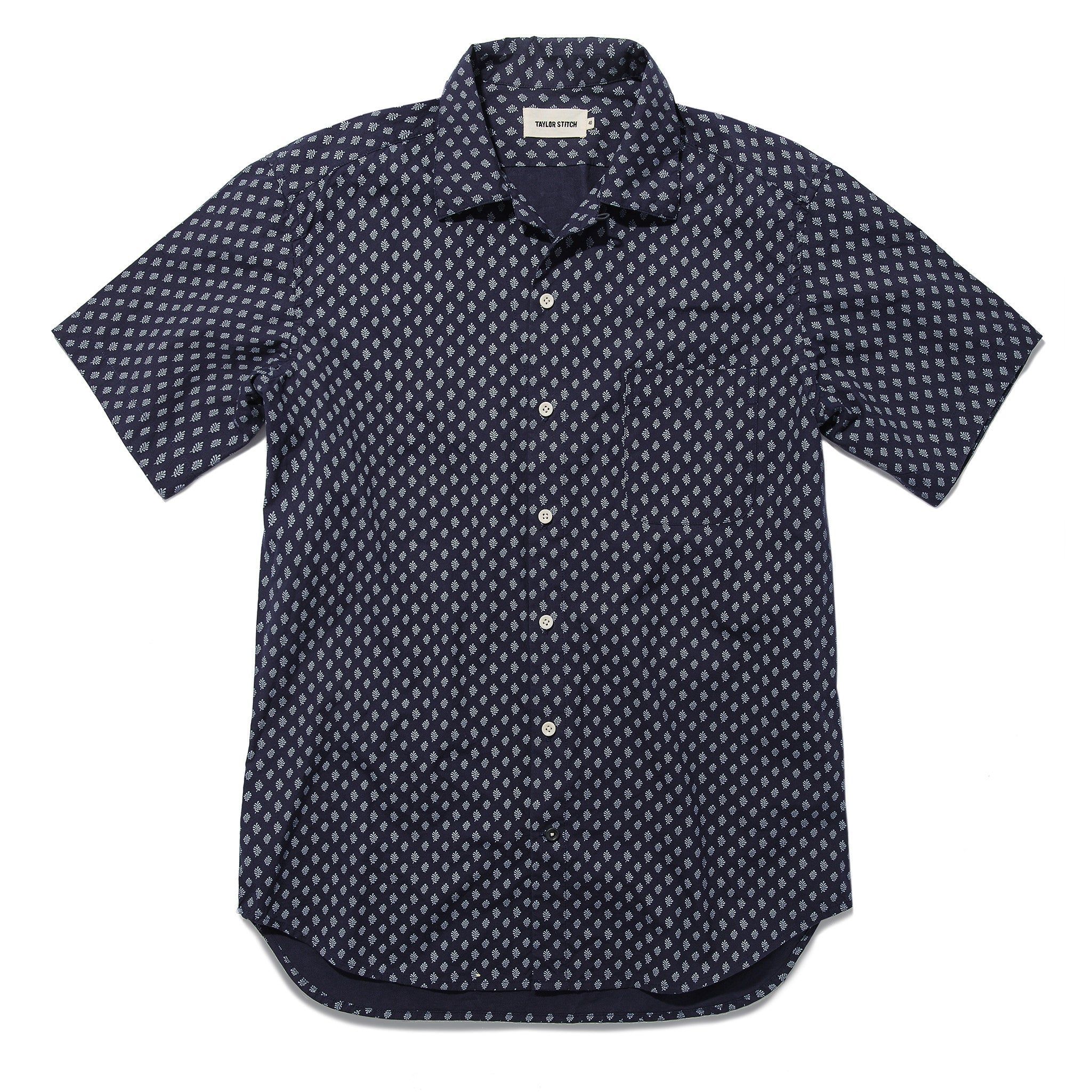 The Short Sleeve Hawthorne in Navy Floral