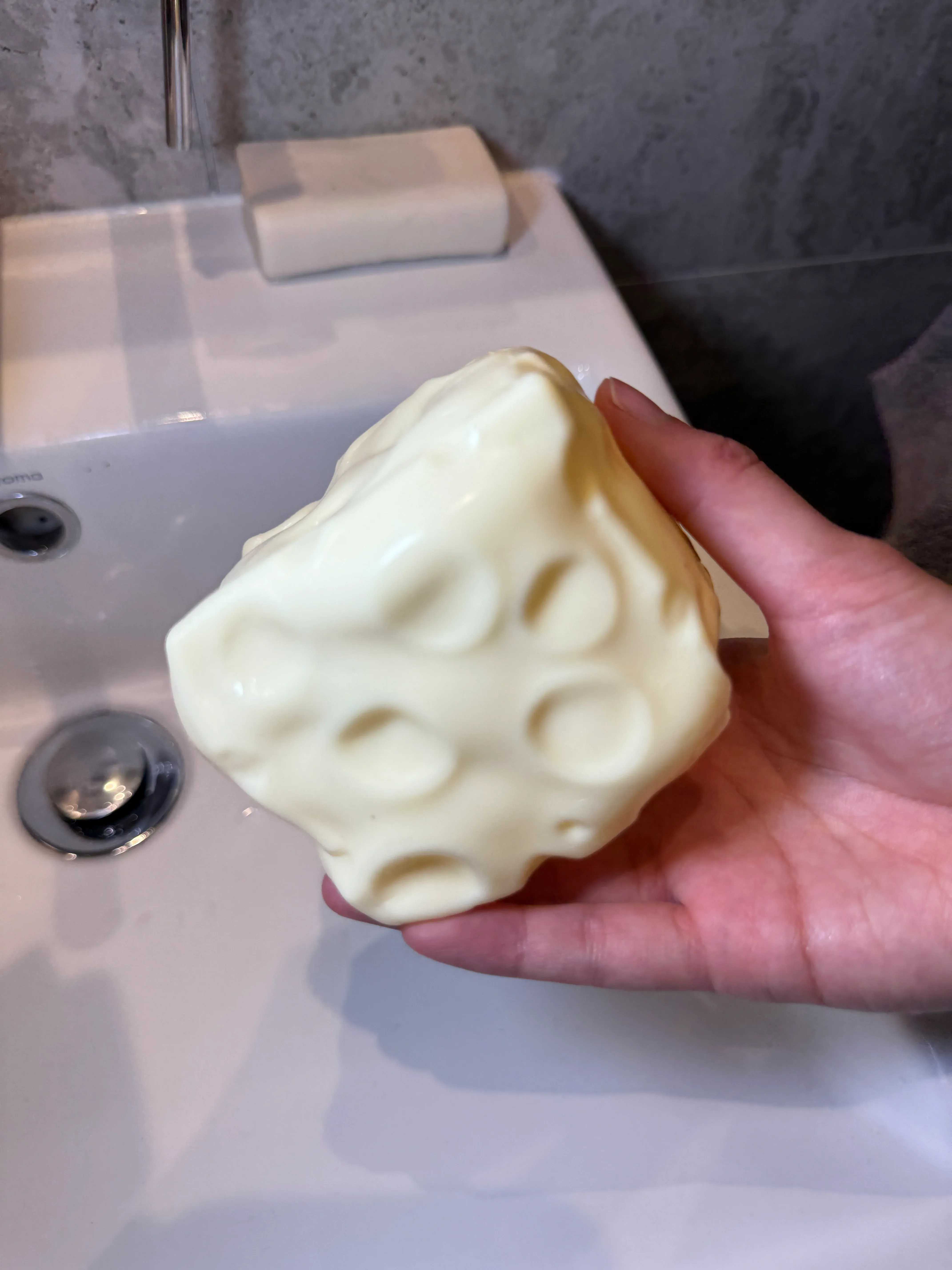 productThumbnail