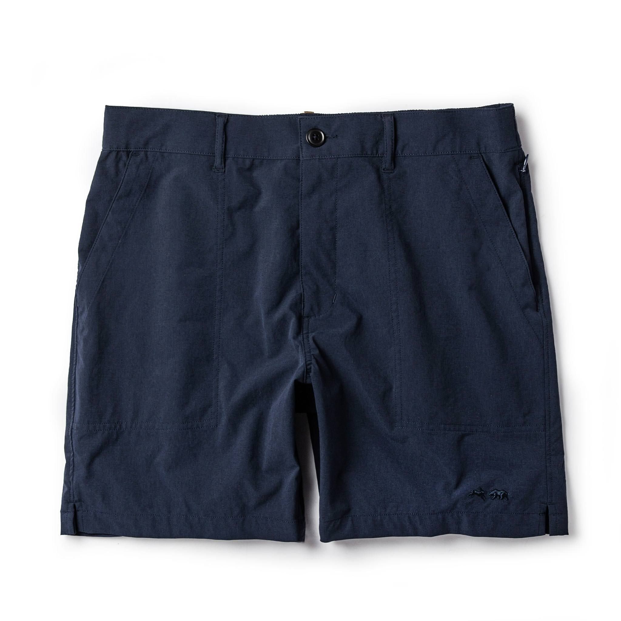 Roevn Traverse Short in Navy