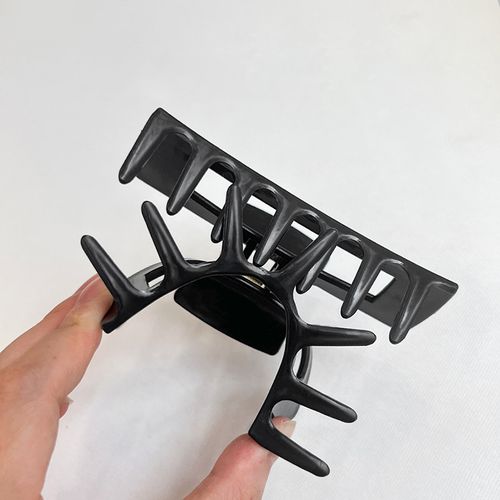 Soft Silicone Hair Claw New Trendy Rubber Square Hollow Out Shark Hair Clips Women Girls Gentle Hair Clips