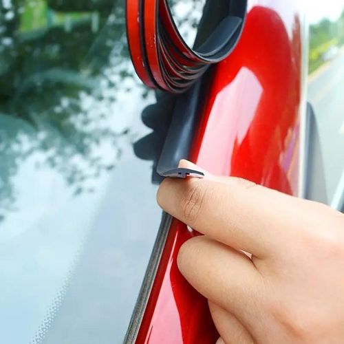 Universal T-shape car windshield rubber seal strip