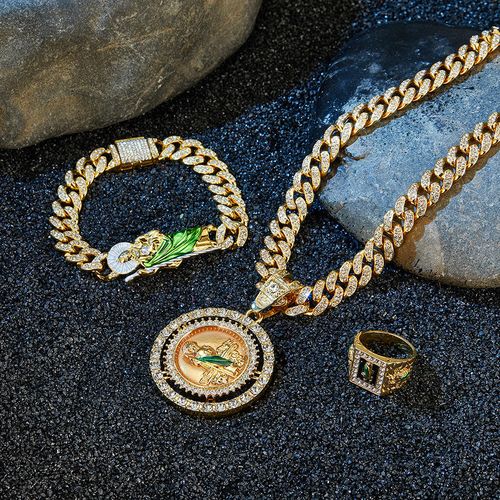 pcs Hip-hop Twisted Chain Necklace