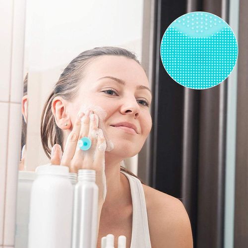 Facial cleansing brush