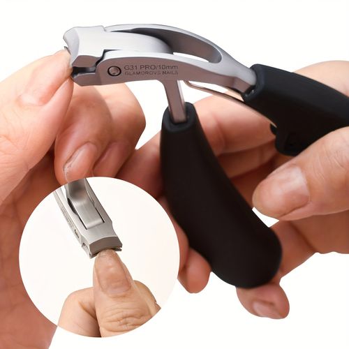 nail clippers