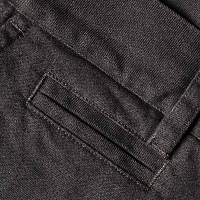 The Slim Chino in Organic Charcoal