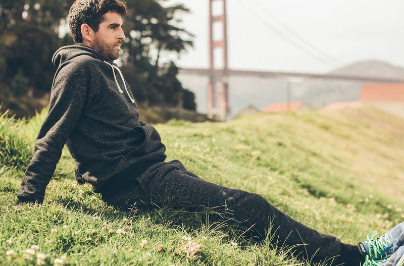 The Men's Apres Sweatpant in Salt and Pepper Fleece