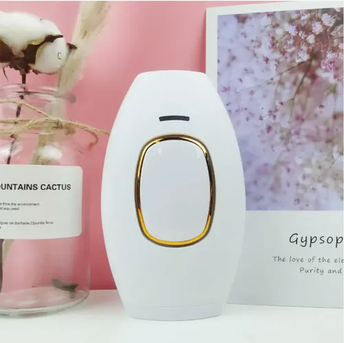 White Gold Hair Removal Device, pulse light to inhibit hair roots, 92% hair removed in 8 weeks: hair growth slows down in 1-2 weeks, hair volume decreases in 3-4 weeks, and there is almost no hair left after 8 weeks. The White Gold body is comfortable to hold, with gentle energy that is gentle on sensitive skin. You can enjoy full freedom of clothing throughout the year without worrying about showing skin.
