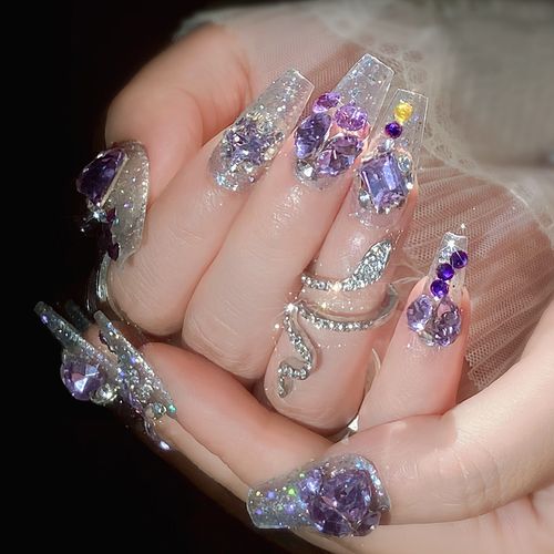 未完成Handmade press-on nails  style nail tips with full gemstones, rhinestones and glitter