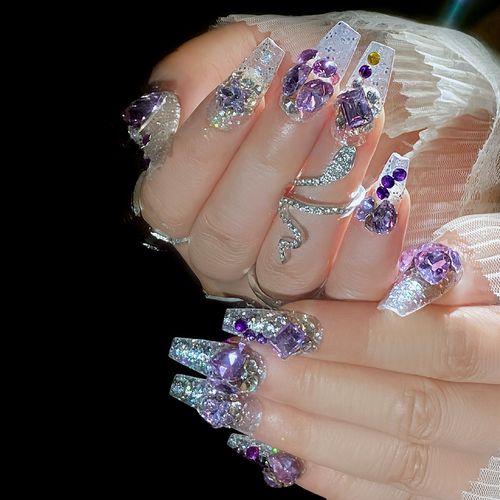 未完成Handmade press-on nails  style nail tips with full gemstones, rhinestones and glitter