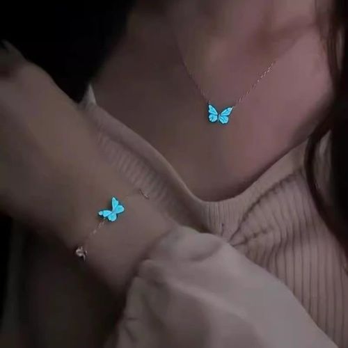 Elegant Butterfly Necklace & Bracelet Set - Glow in Style (2 Pieces)