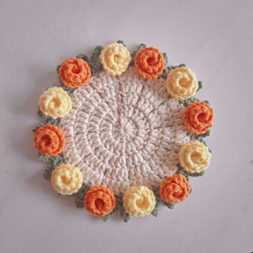 Handmade Rose Coaster Set – Elegant Home Touch 🌹