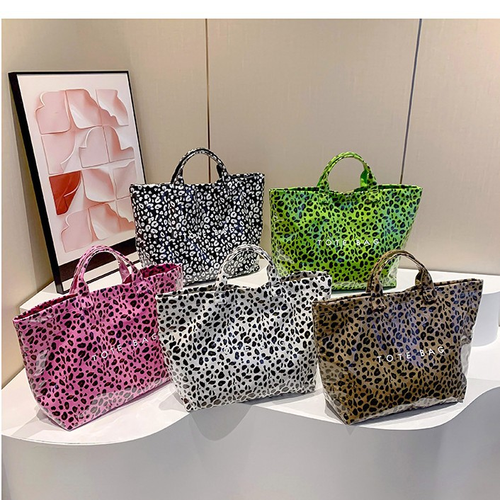 European and American retro style large capacity leopard print handbag