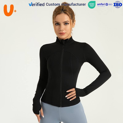 Running, fitness, and yoga jacket – slimming and versatile.