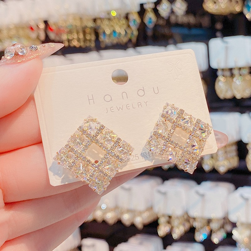 925 Sterling Silver Stud Earrings (5 pairs) - Elegant and luxurious design.