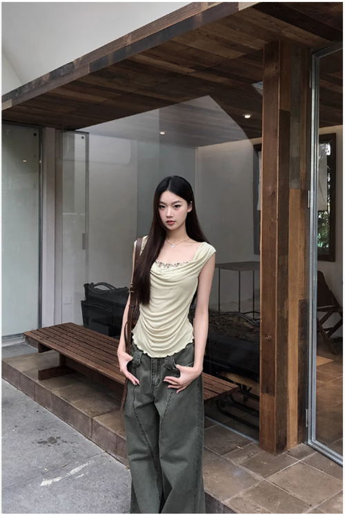 正肩t恤女新款爆款夏法式蕩領高級小衆不撞款無袖上衣