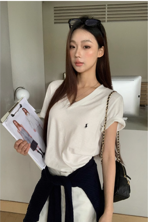 短袖t恤女新款爆款夏季白色v領設計感小衆chic韓繫上衣