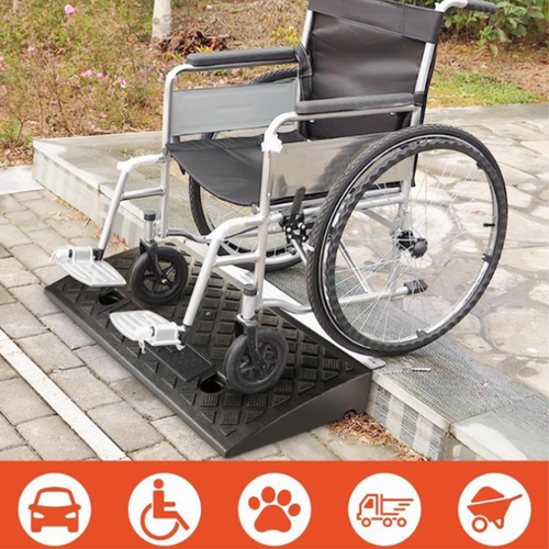 Portable lightweight curb ramp for driveways