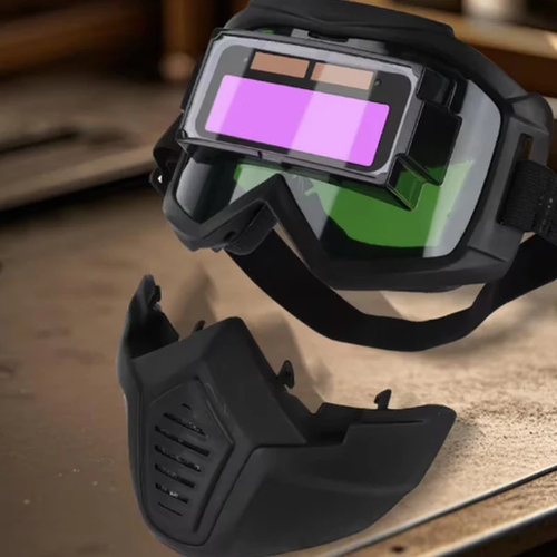 ✨Auto-Darkening Welding Helmet for Eye Safety