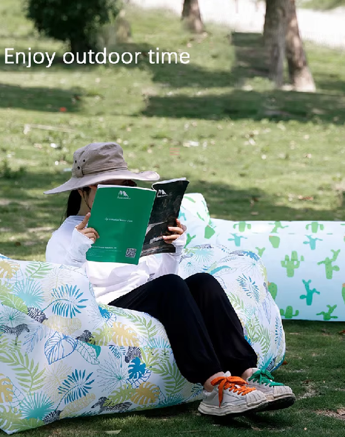 Custom logo portable inflatable-free leisure sofa with pillow cover, perfect for summer holidays, camping, and picnics.