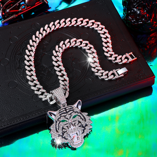 Full of diamond tiger pendants niche Cuban necklace for men