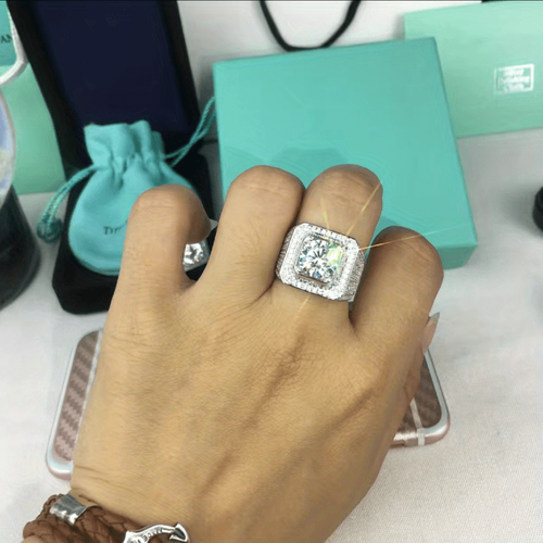 engagement ring