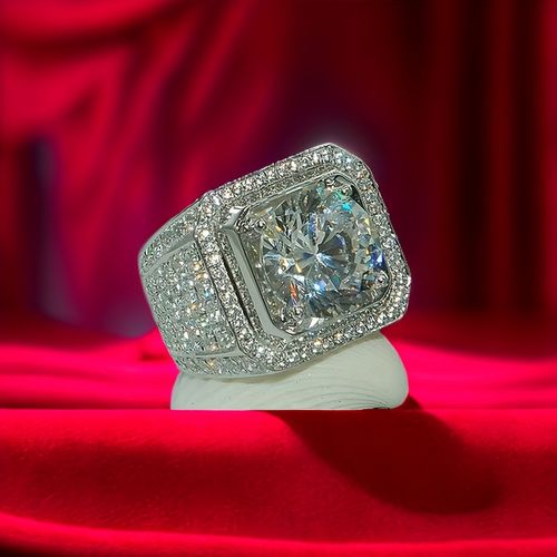 engagement ring