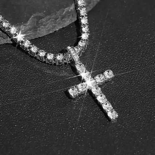 ✨ Unisex Cross Necklace,  Trendy Iced Out Charm Necklace