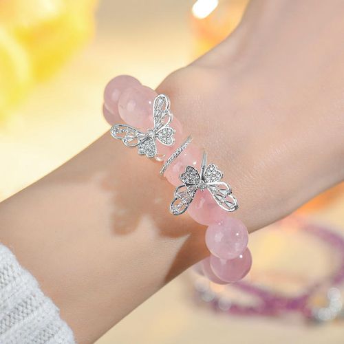 crystal-clear pink DIY bracelet