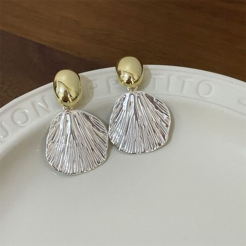 Glistening Gold Brushed Shell Texture Earrings